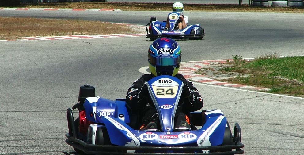 (24) Humberto Conceição (Clã Conceição) , mantem (2) Bernado Ferreira (Racing Team 2) a distancia segura, assegurando assim a 3ª posição.