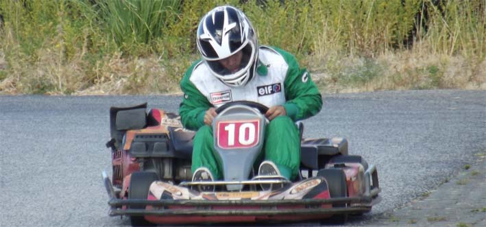 Um susto na parte inicial da prova, deixou a Kart Old School Racing bastante "empoeirada".